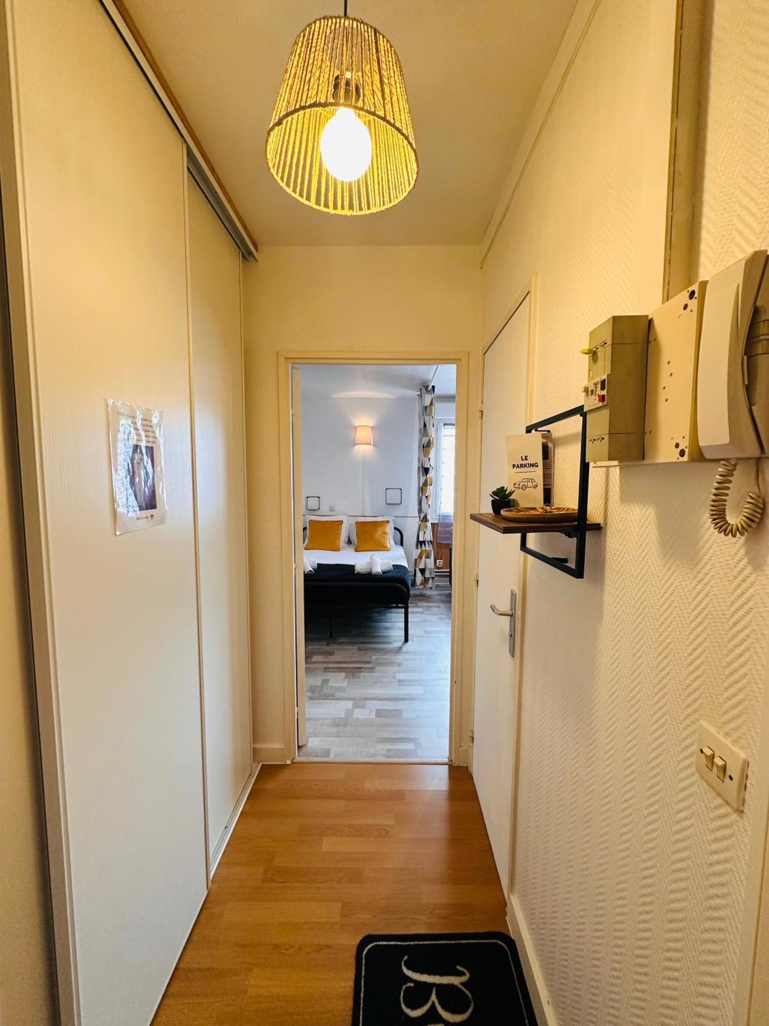 Orleans Centre Proche Gare - Appartement Fonctionnel Residence Calme Parking Prive Gratuit - Le Central Elegance Exterior photo